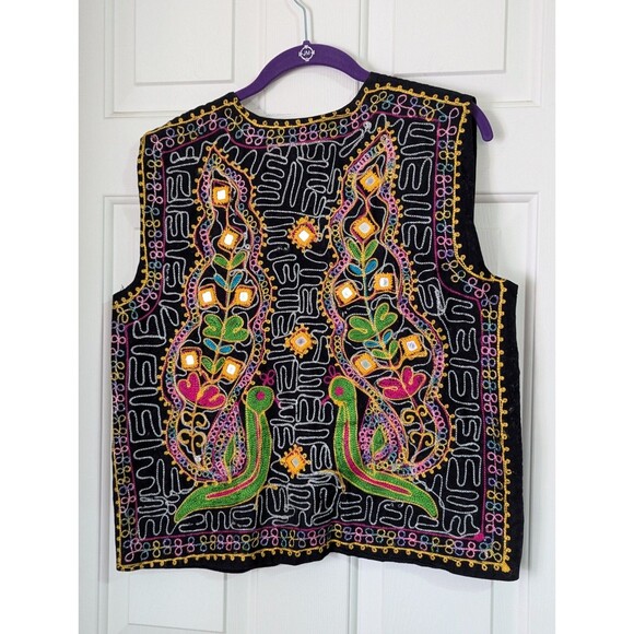 VTG Passports Pier 1 Imports Embroidered Vest Black Peacock Mirror Tiles Medium - Picture 4 of 7